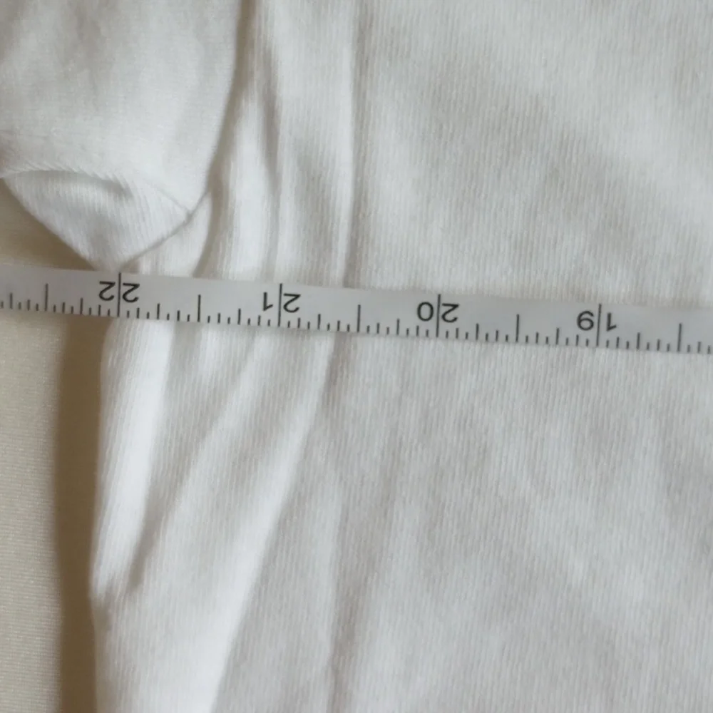 NWOT Hello Kitty Cotton T-shirt L Noodle Cup Chopsticks Sanrio Ripple Junction - Picture 4 of 5